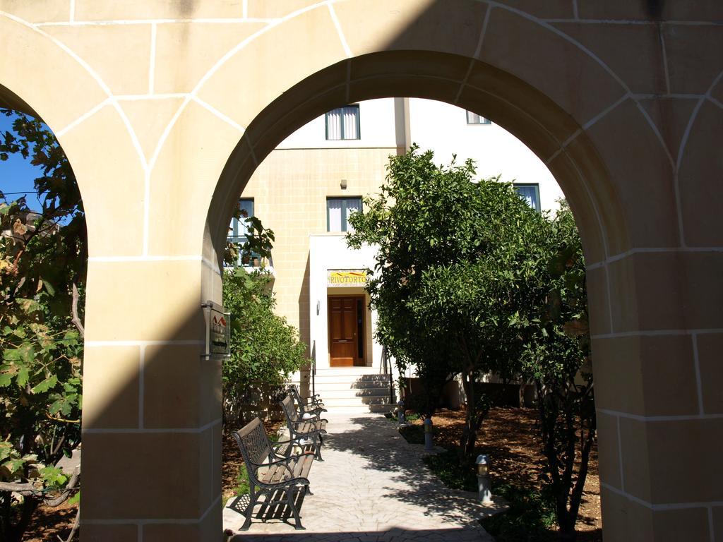 Rivotorto Retreat House Hotel Birkirkara Exterior photo