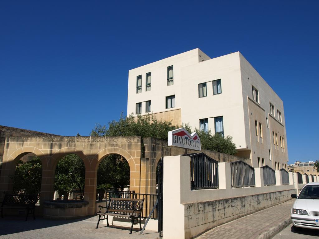 Rivotorto Retreat House Hotel Birkirkara Exterior photo